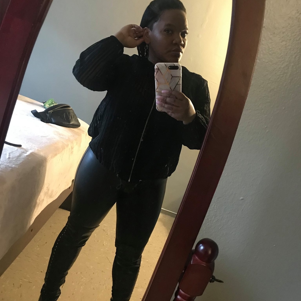 Meet your Posher, Kizzy